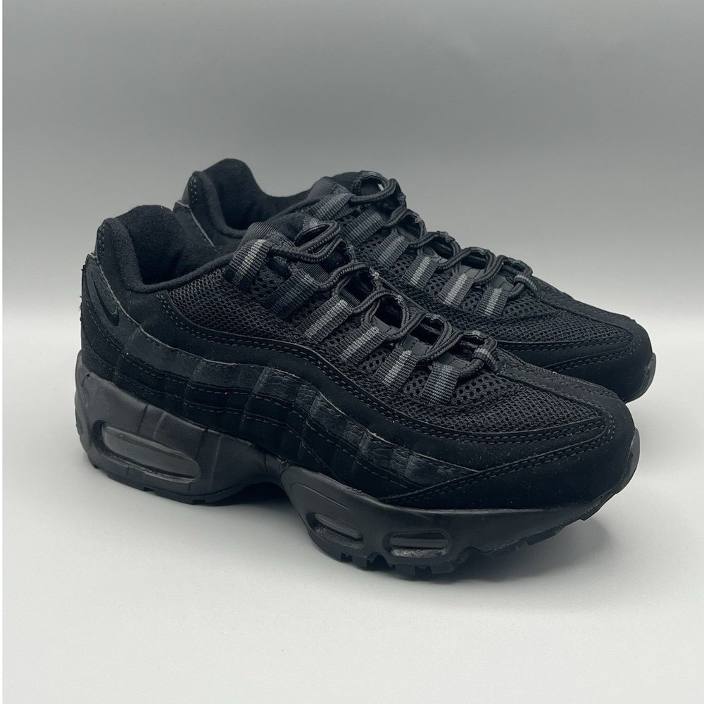 2021 NIKE Air Max 95 Triple Black Retro Shoes - Women's Size 6.5 NEW